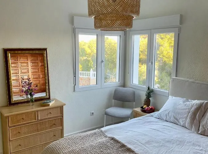 Sofia Dehesa de Campoamor (Orihuela Costa)